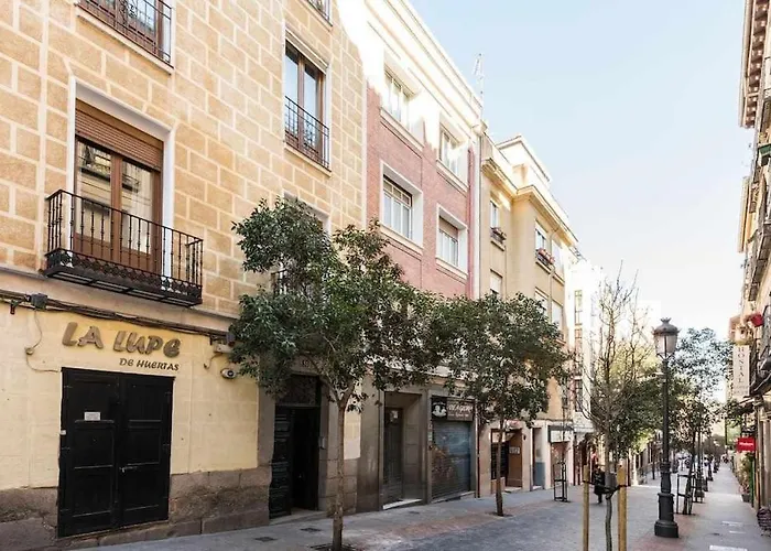 Calle Huertas Galería By Regalate